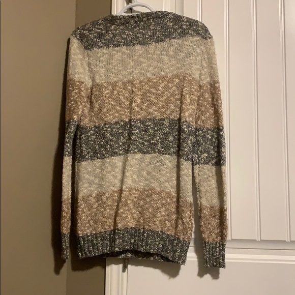 Striped sweater from Suzy Shier - Picture 2 of 3
